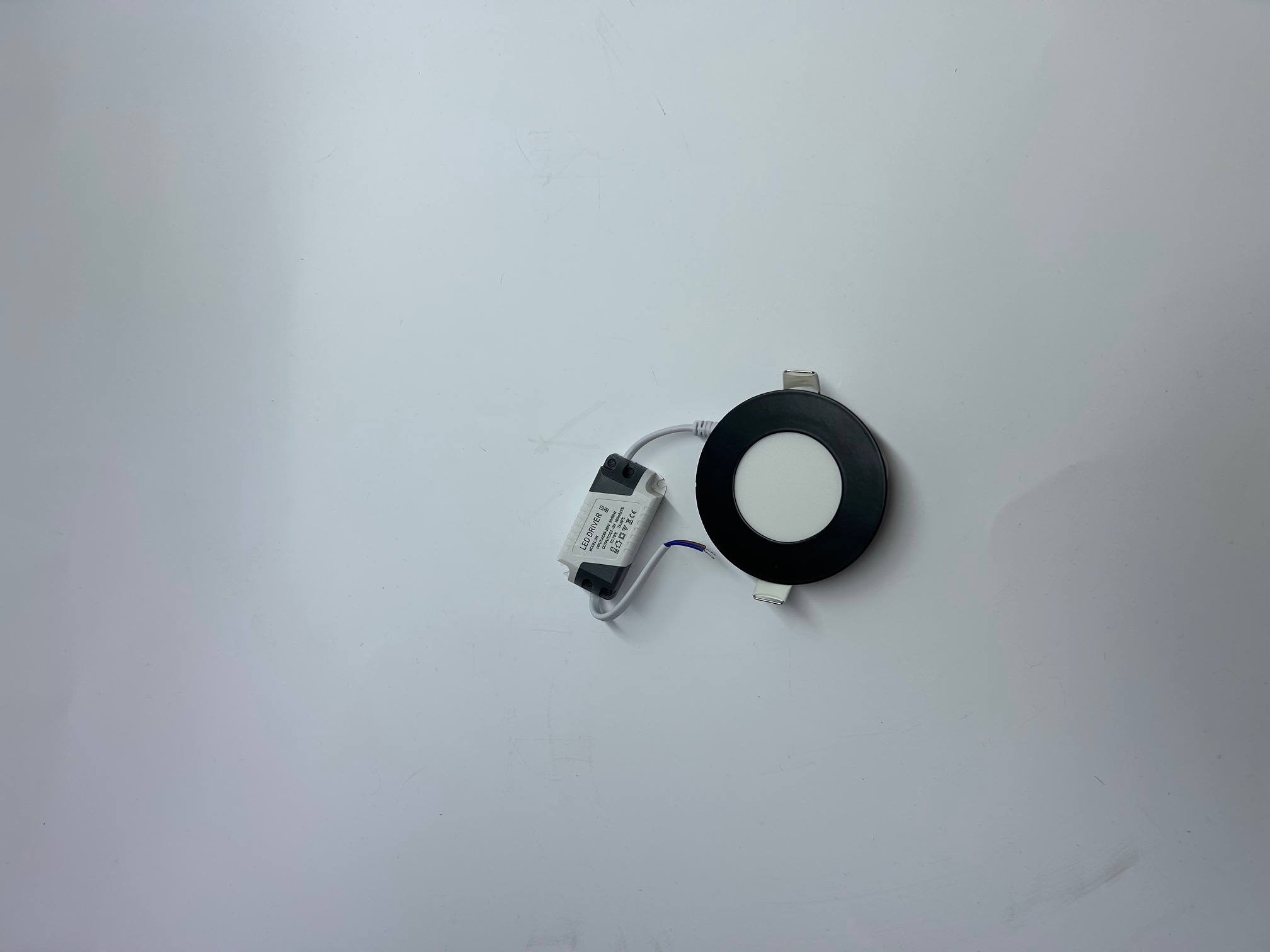 UGRADNI LED PANEL 3W KRUG CRNI - Bomax rasveta Beograd